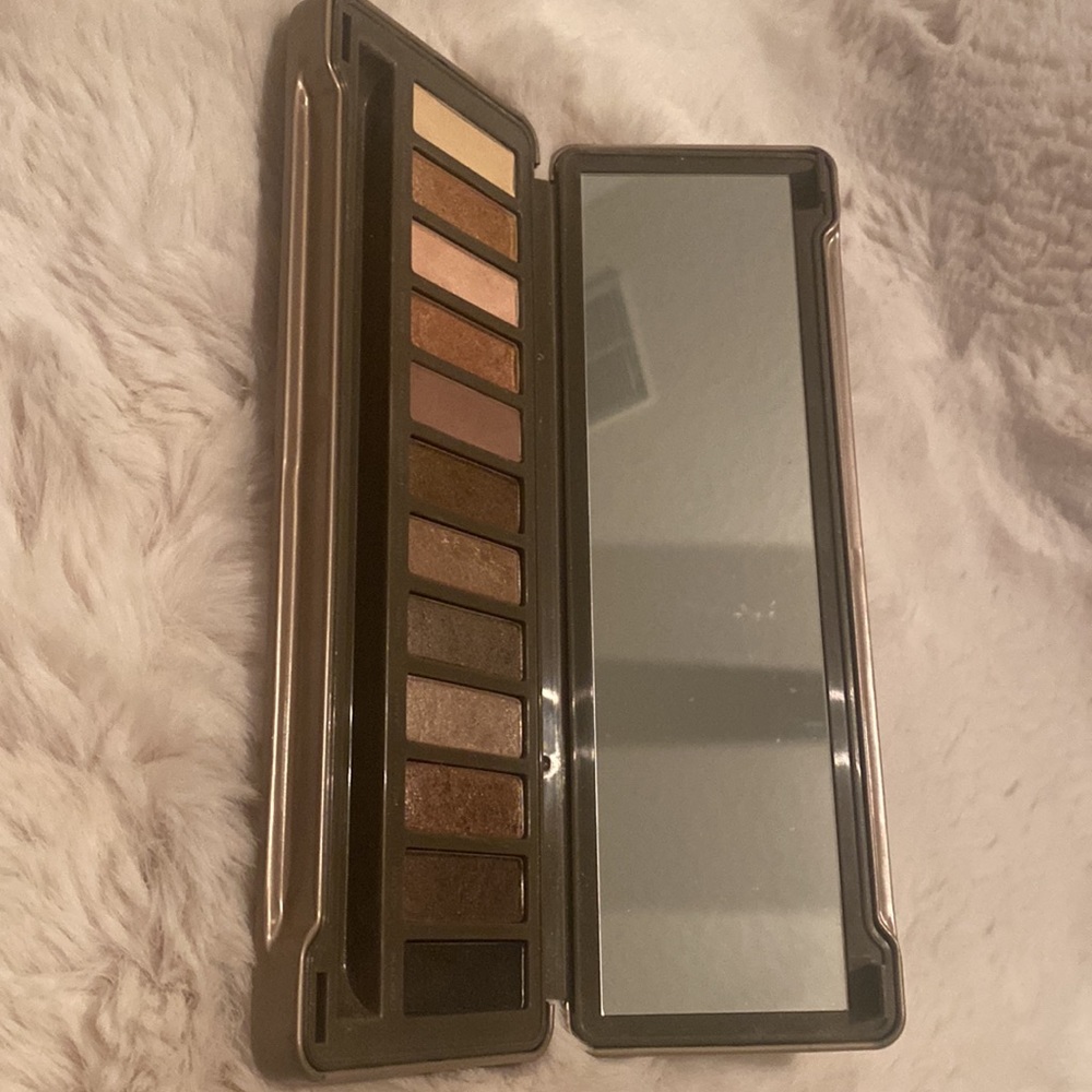 Naked 2 eyeshadow Palette